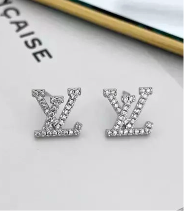 Brinco Inspiração LV Cravejado