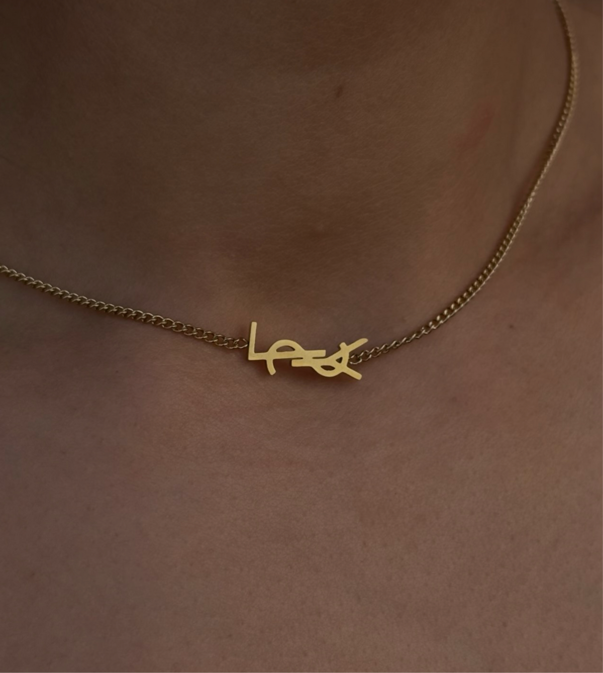 Colar Inspiração Grife de Luxo