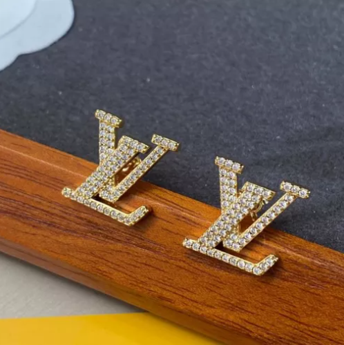 Brinco Inspiração LV Cravejado